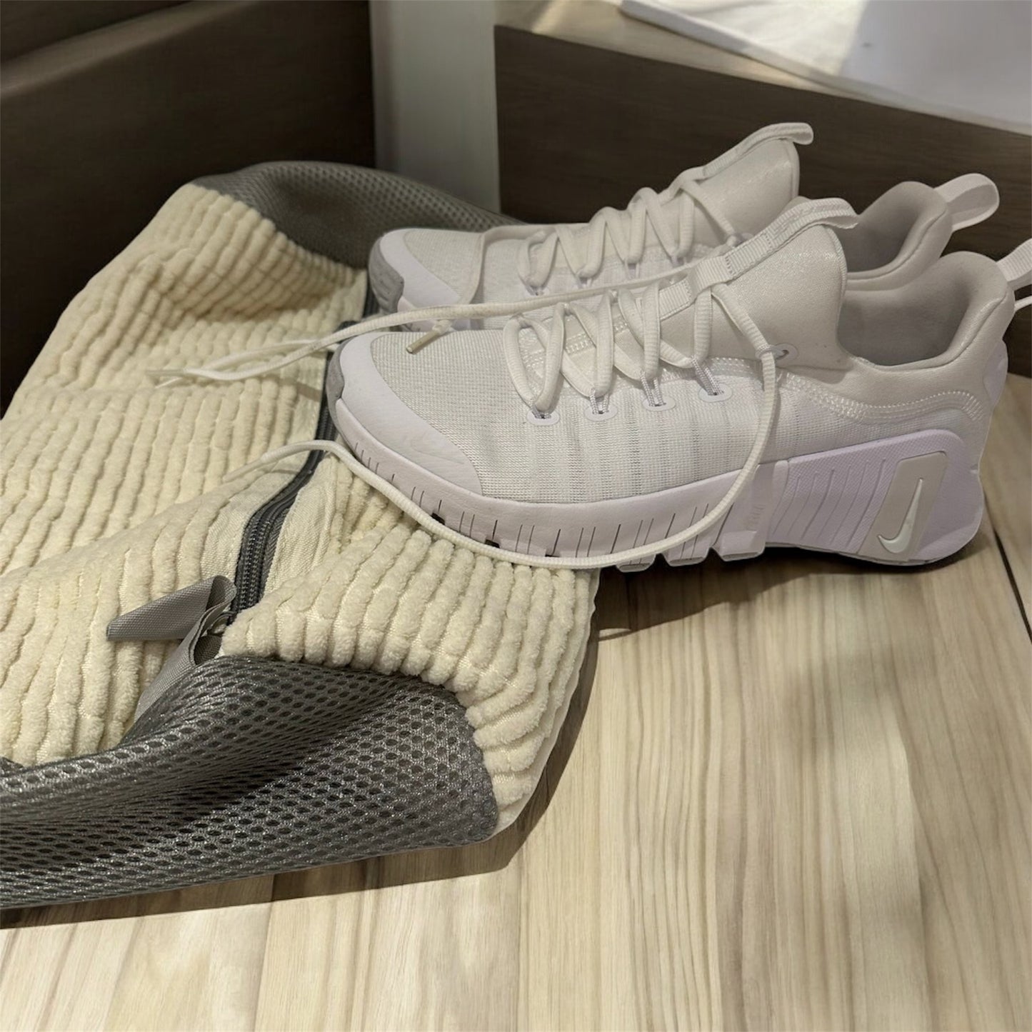 Skovaskepose – Beskytter sko i vask